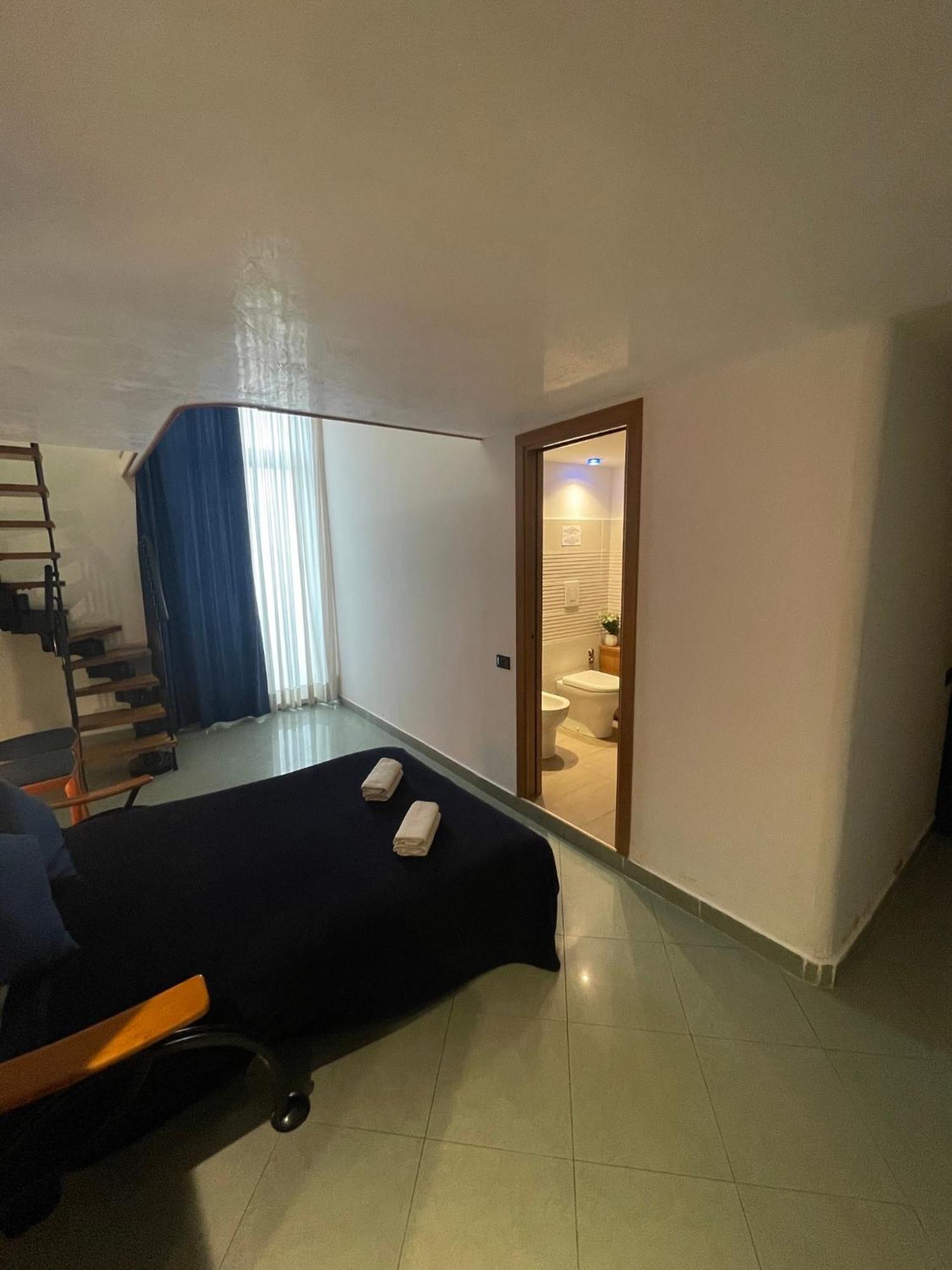 ナポリ Lanova21 Bed & Breakfast エクステリア 写真